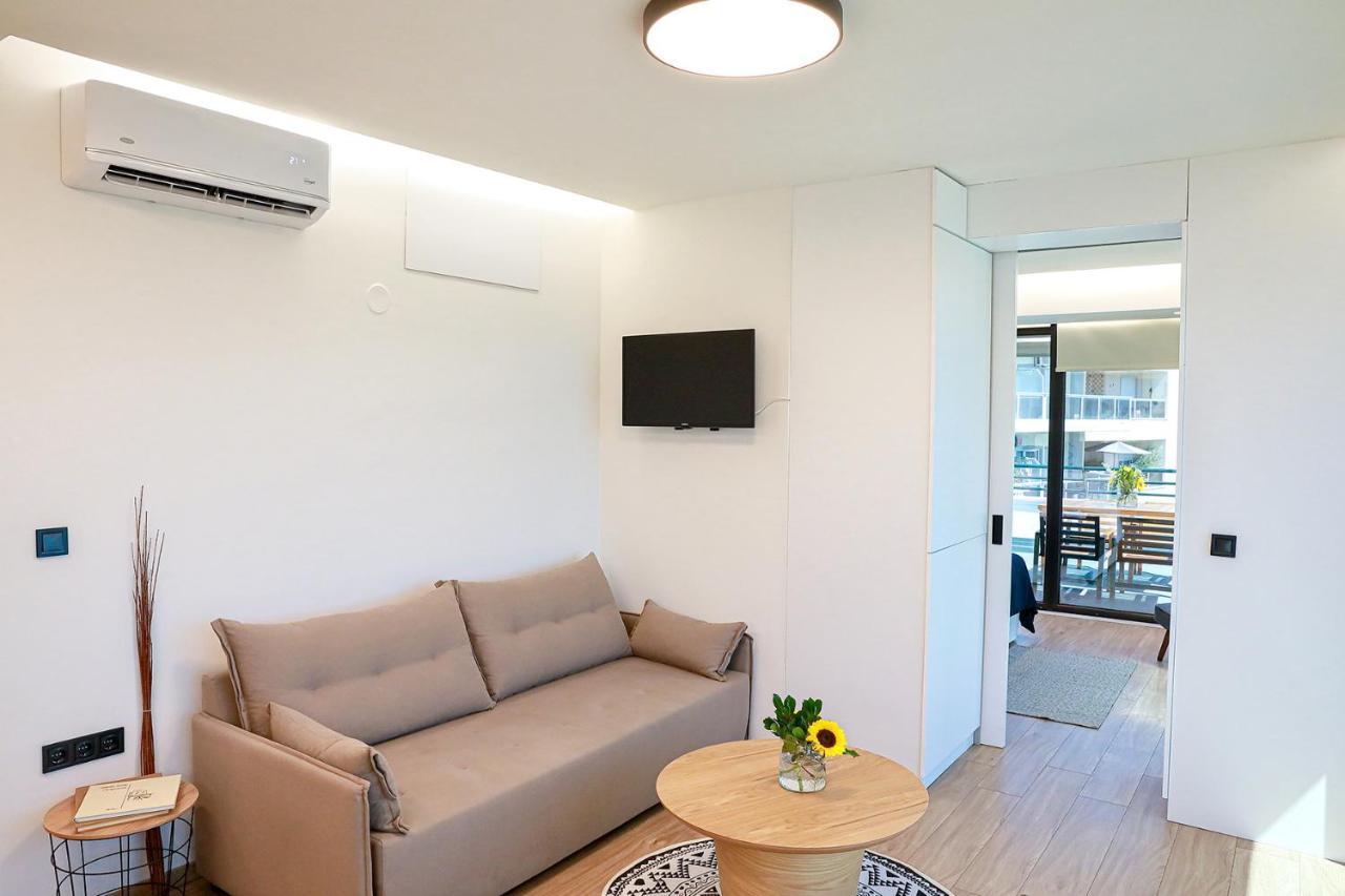 The First Key Luxury & Small Apartment In The Center Of Ξάνθη Εξωτερικό φωτογραφία