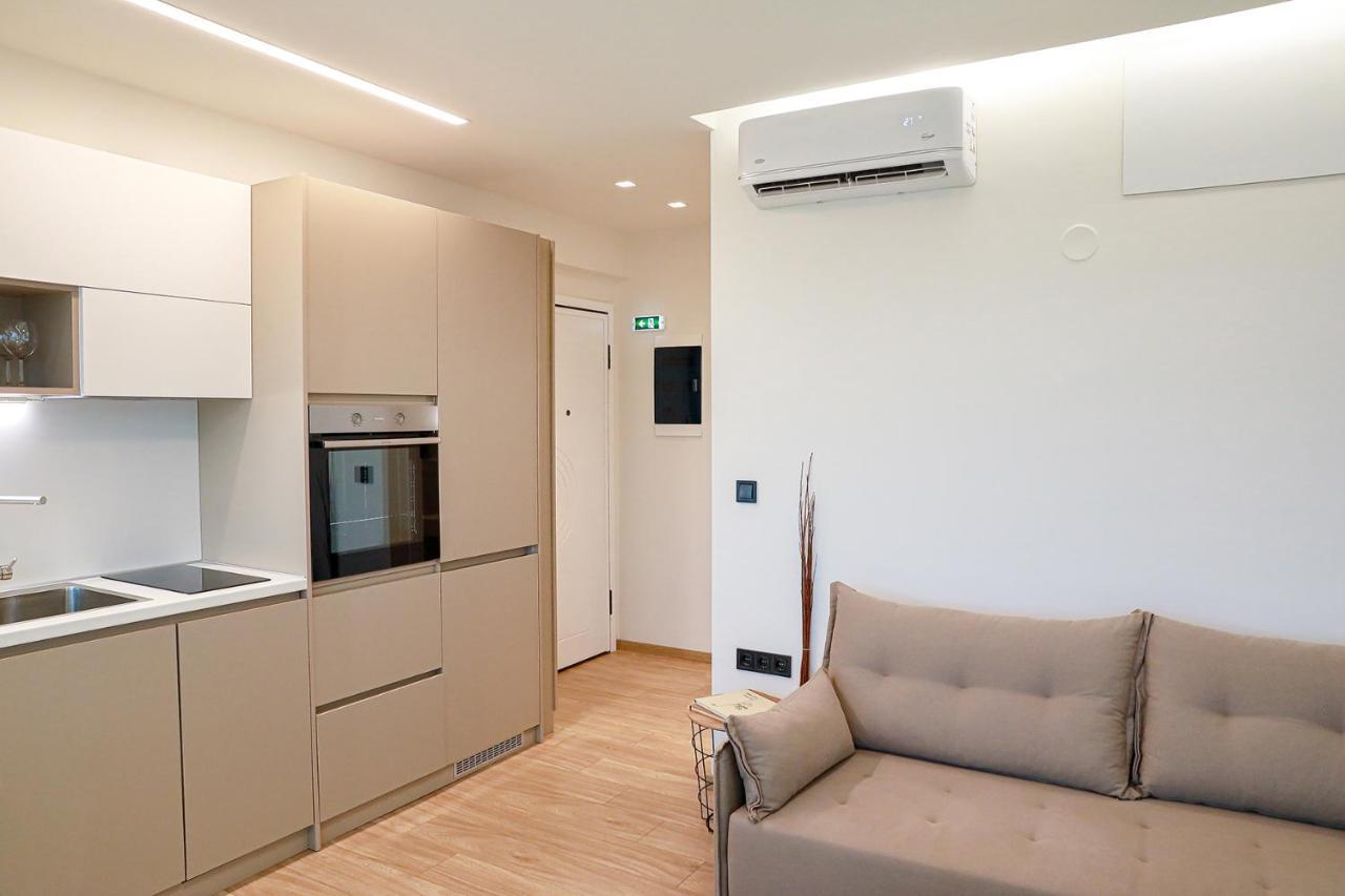 The First Key Luxury & Small Apartment In The Center Of Ξάνθη Εξωτερικό φωτογραφία